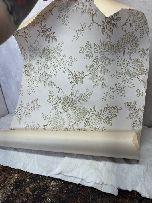 Floral Vintage Wall Paper NOS