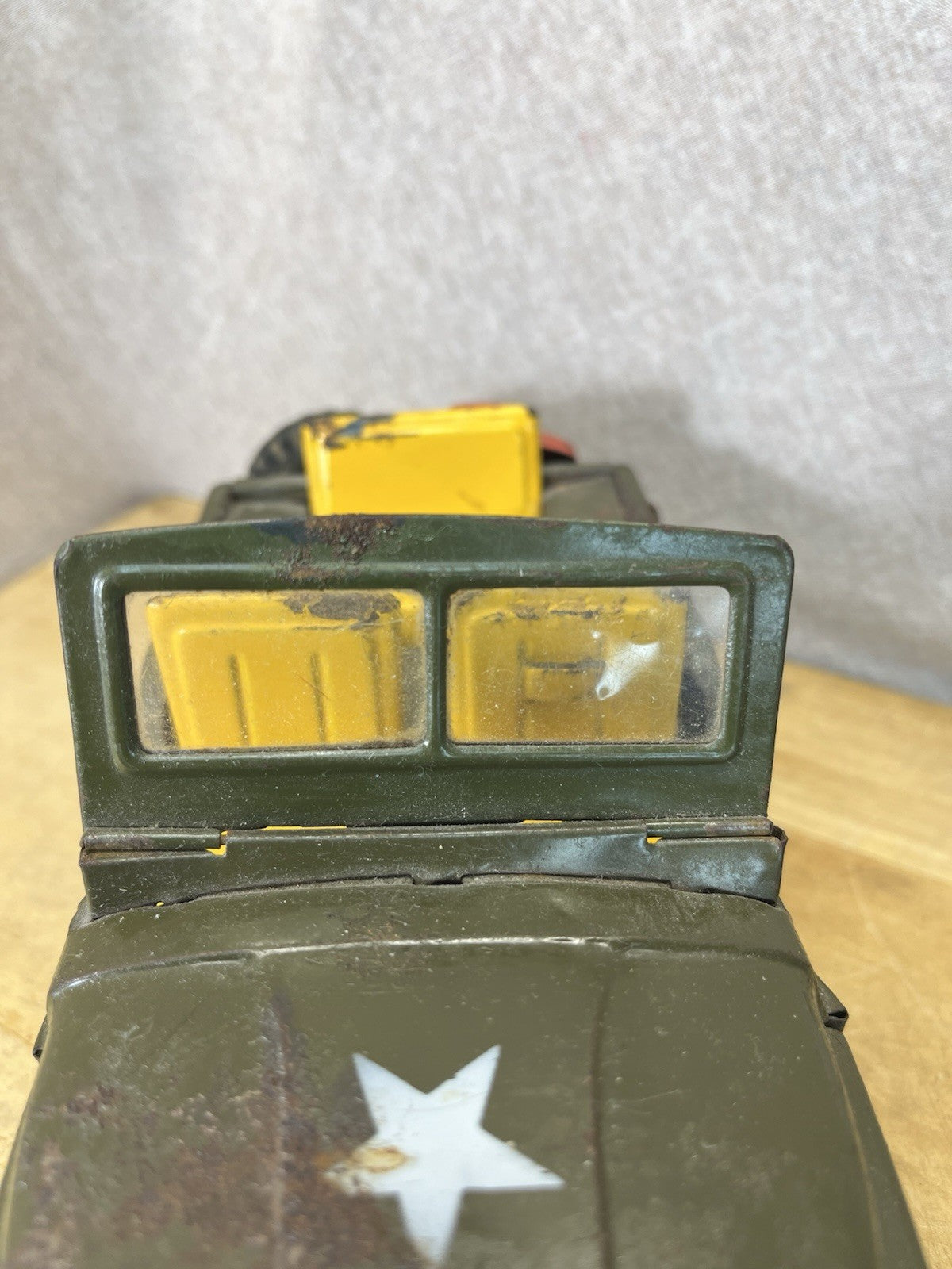 Vintage Tin Friction Jeep W/ Toy Working Spring Howitzer Gun