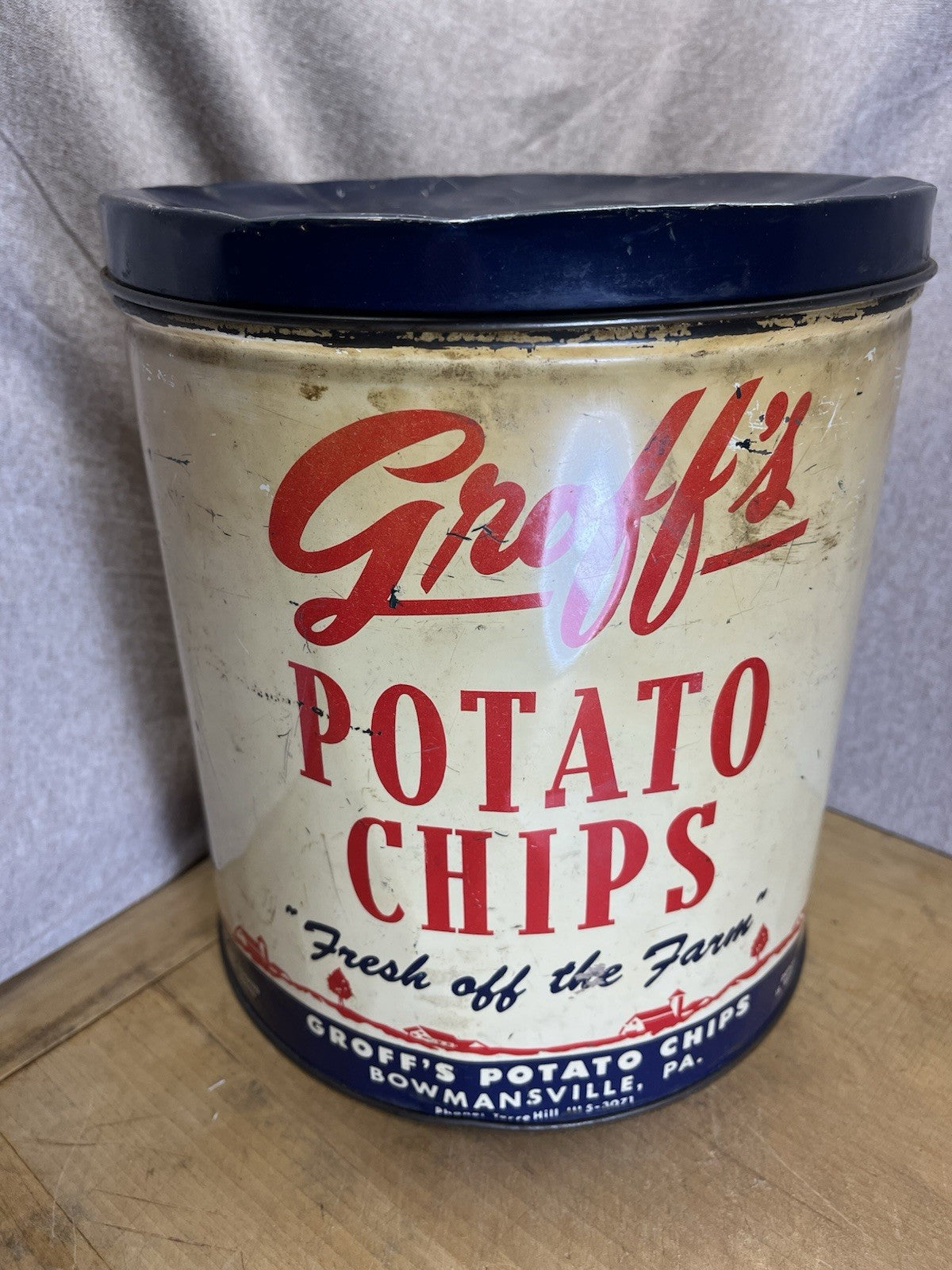 Vntage Groff's Potato Chip Tin 32 oz 2 LBS - Bowmansville, PA