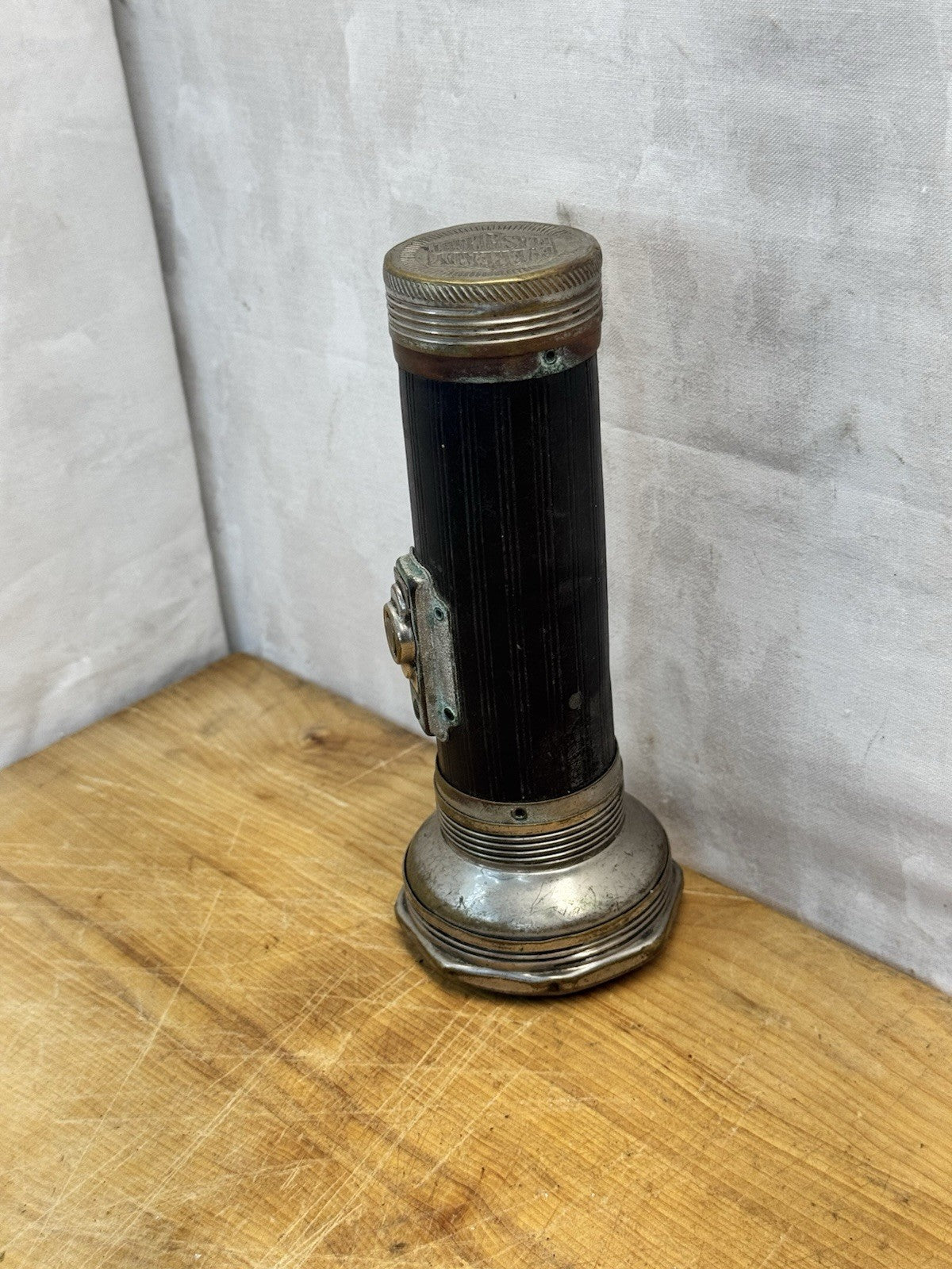 Eveready Flashlight Vintage #1300 Untested
