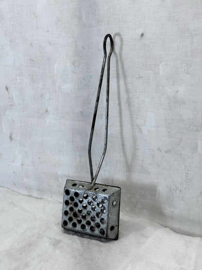 Metal Vintage Soap Saver 