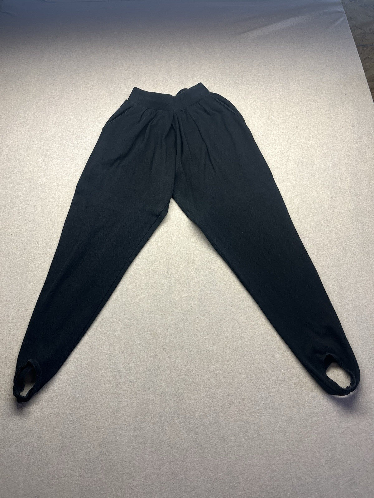 1980s Women’s Black Knit Stirrup Pants