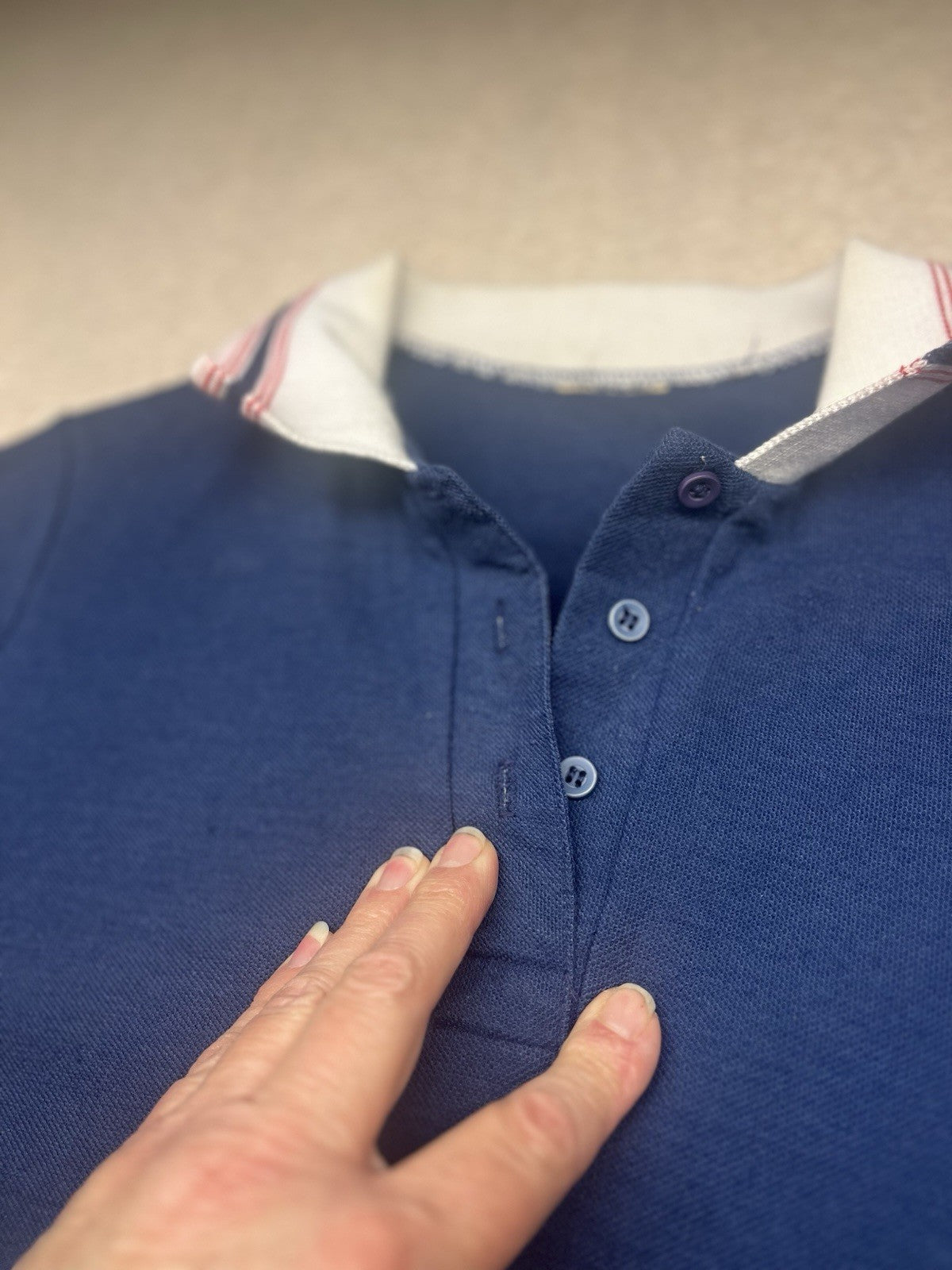1980s Women’s Red Wht Blue Knit S Sleeve Shirt