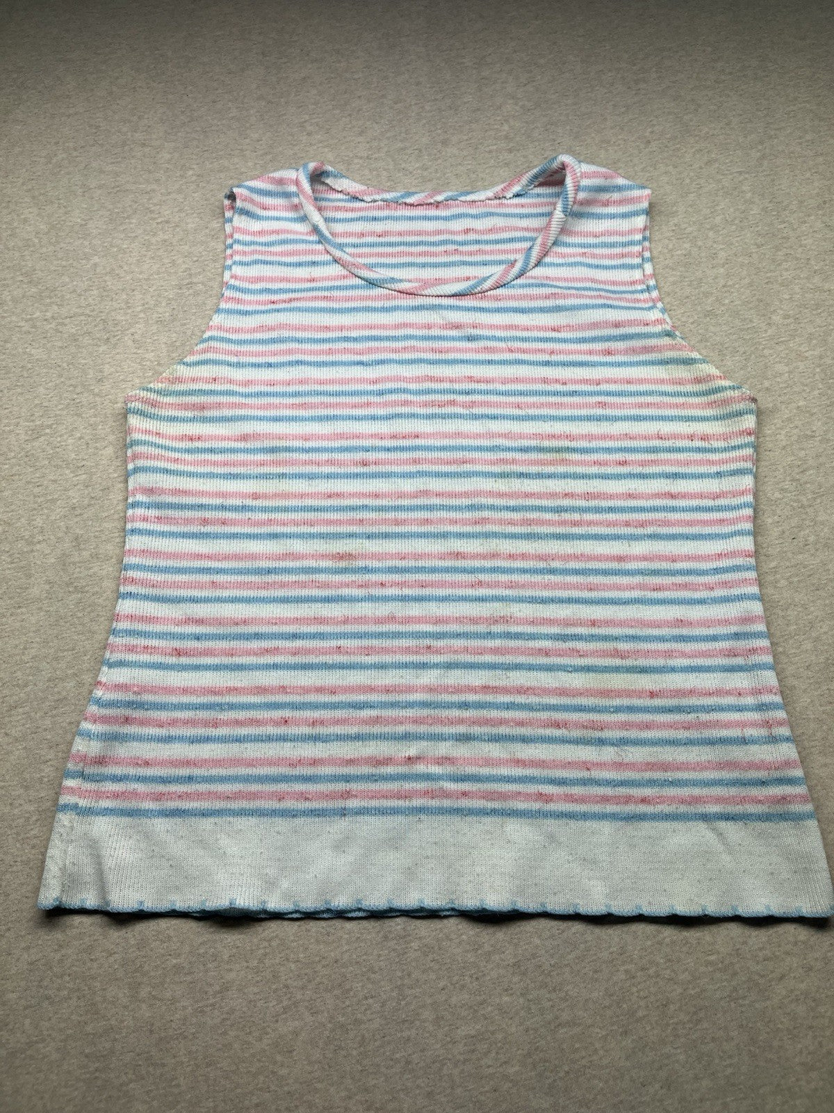 1970s Women’s Pink Wht Blu Knit Sleeveless Top