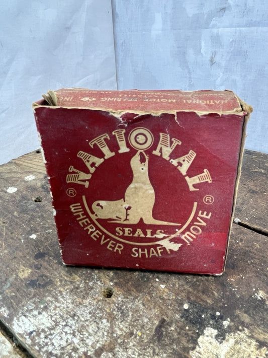 Vintage National 6 Oil & Grease Seals W/Box # 123