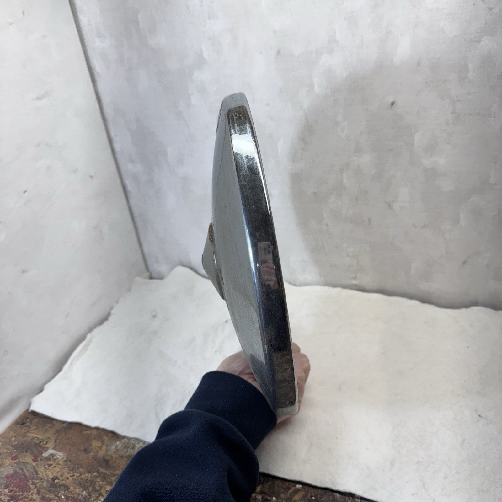 1949-1950 Ford Deluxe Hub Cap