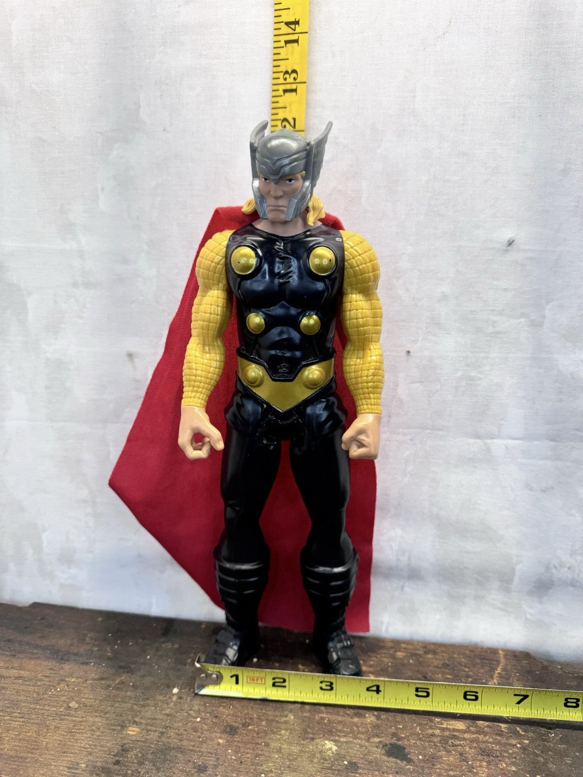 Thor Avengers Action Figure Marvel Hero Hasbro 2013 Titan Series No Hammer #1371