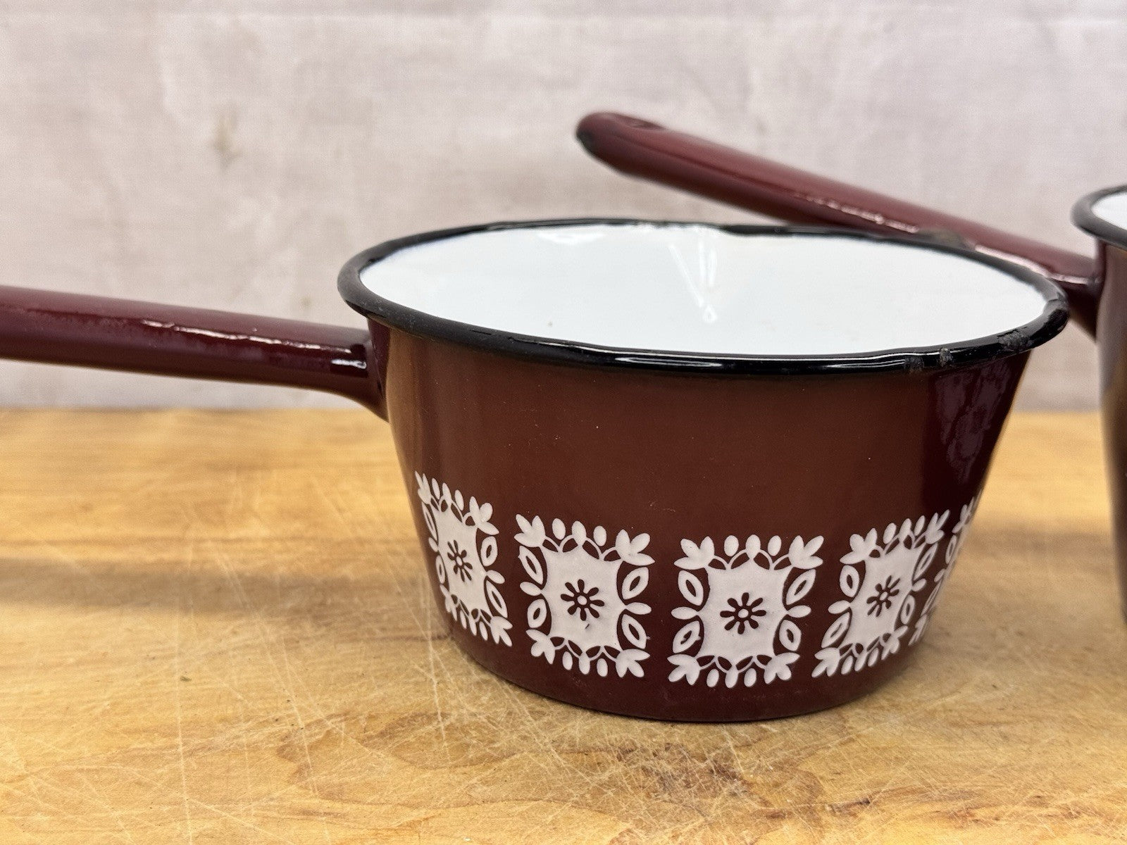 Set Of Three Enamel Brown Floral Pots Vtg #1381