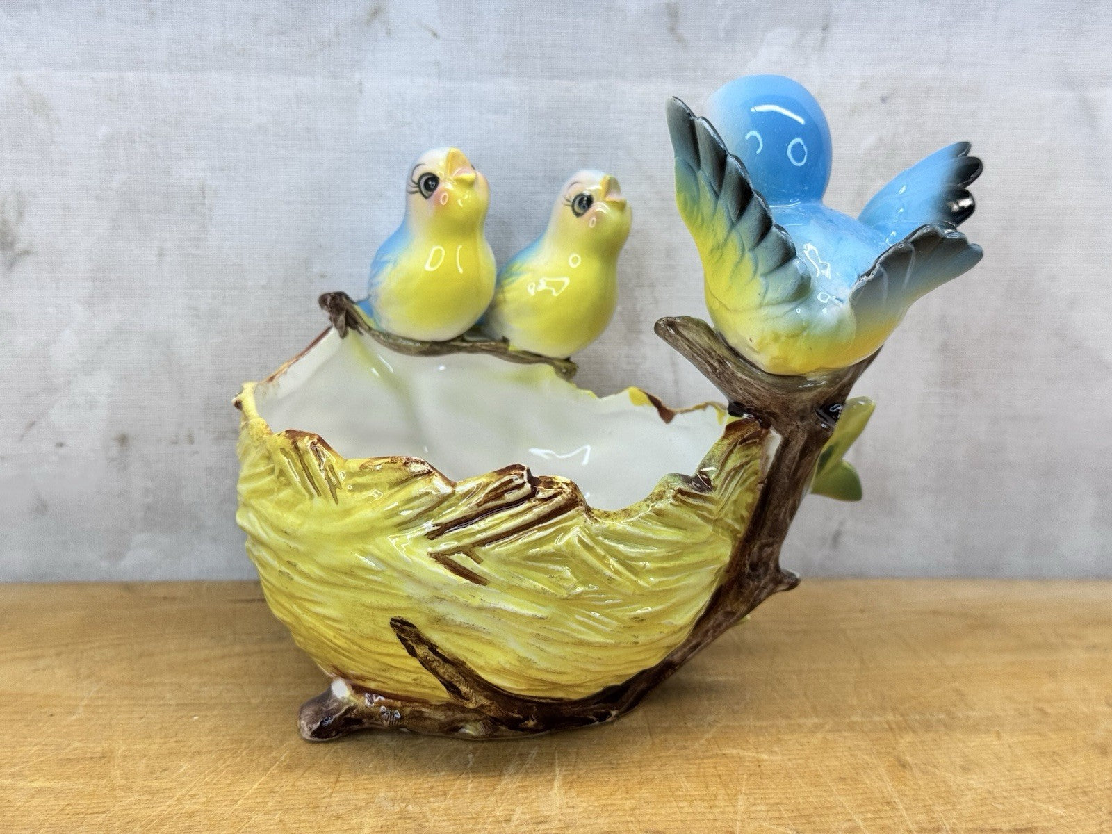 Norcrest Three Bluebirds On A Nest Excellent Condition #1083