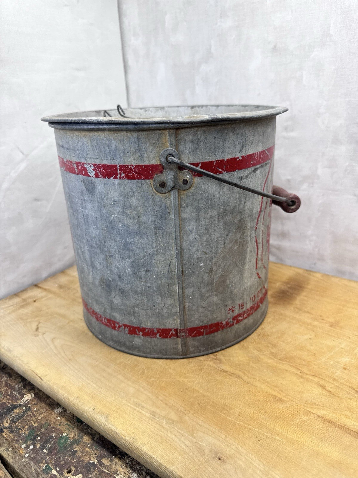 Metal Minnow Fishing Bucket Vintage #1231