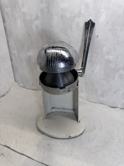Juice-O-Mat Vintage Hand Juicer