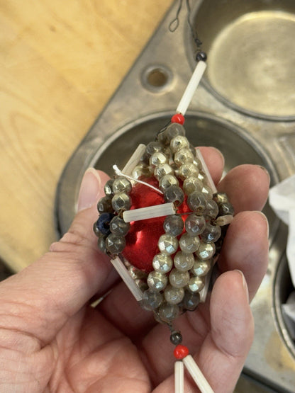 Victorian Glass Bead Ornament #1576