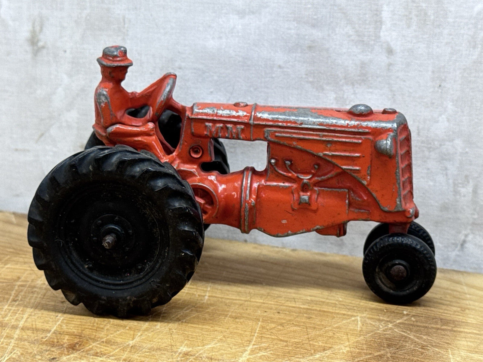 Red Tractor Vintage MM #1202