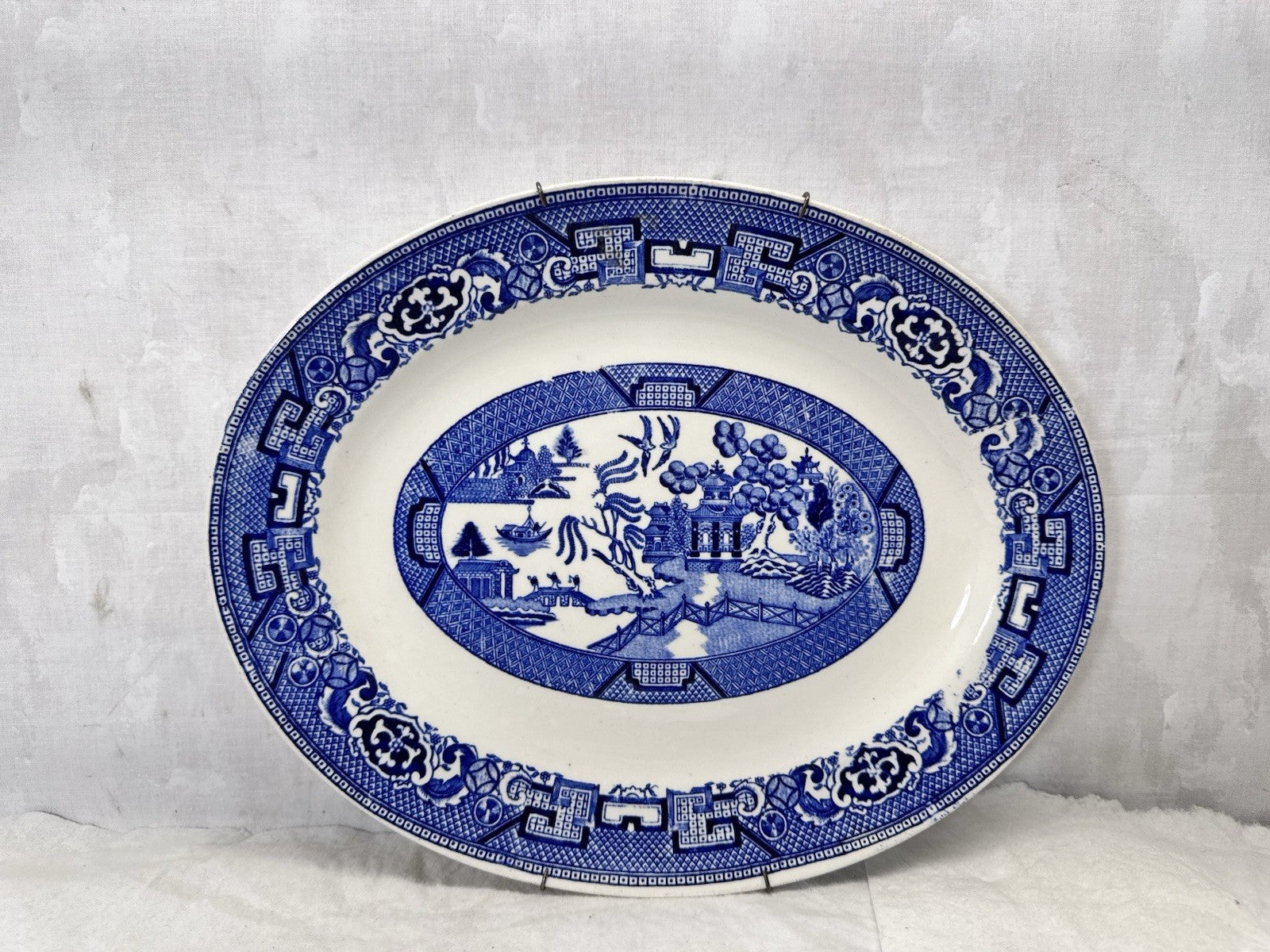 Blue Willow Pagoda Homer Laughlin Porcelain China Serving Platter Oval Plate