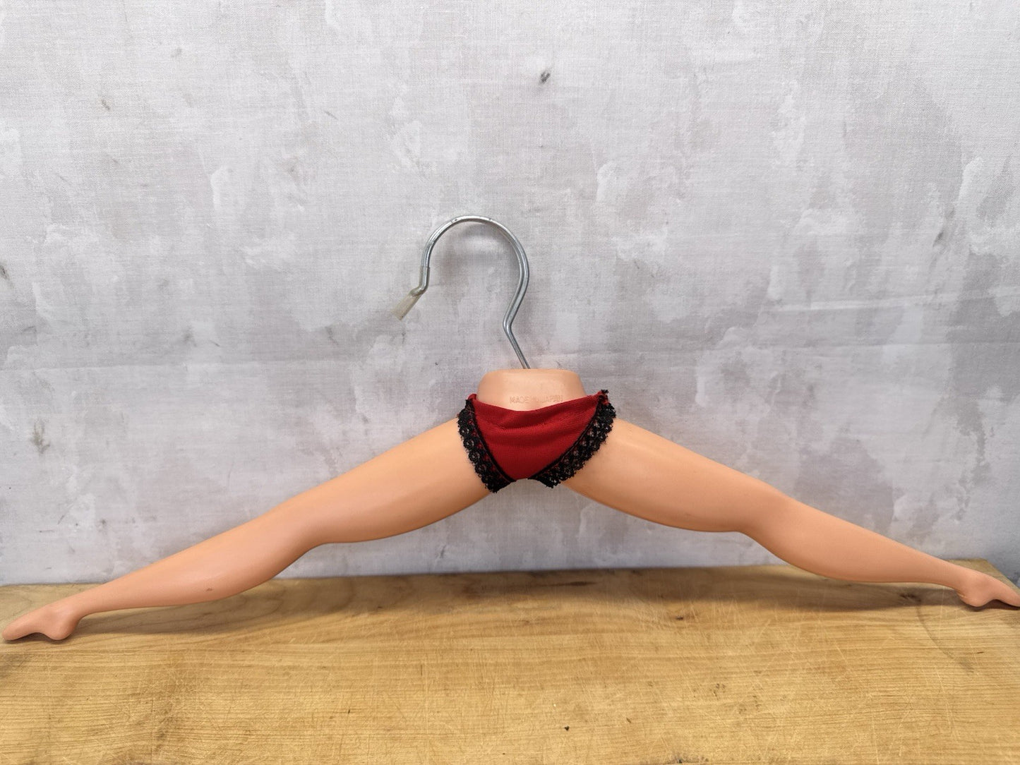 Japan Novelty Hanger #1071 Mancave