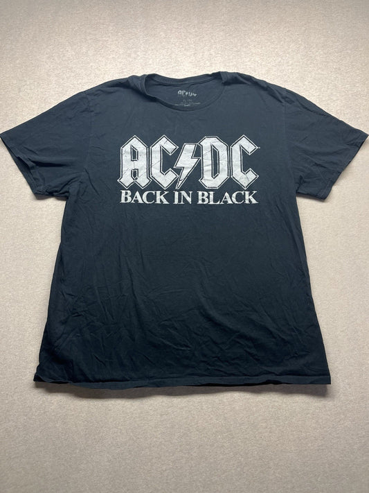 AC/DC Back In Black Tshirt Men’s XL