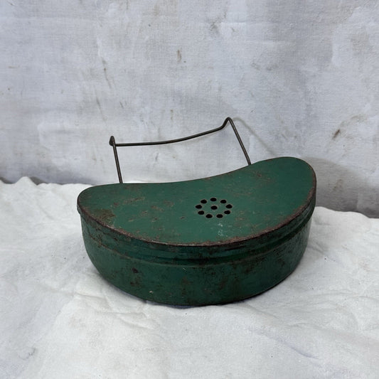 Metal Vintage Waistband Fishing Bait Container Green