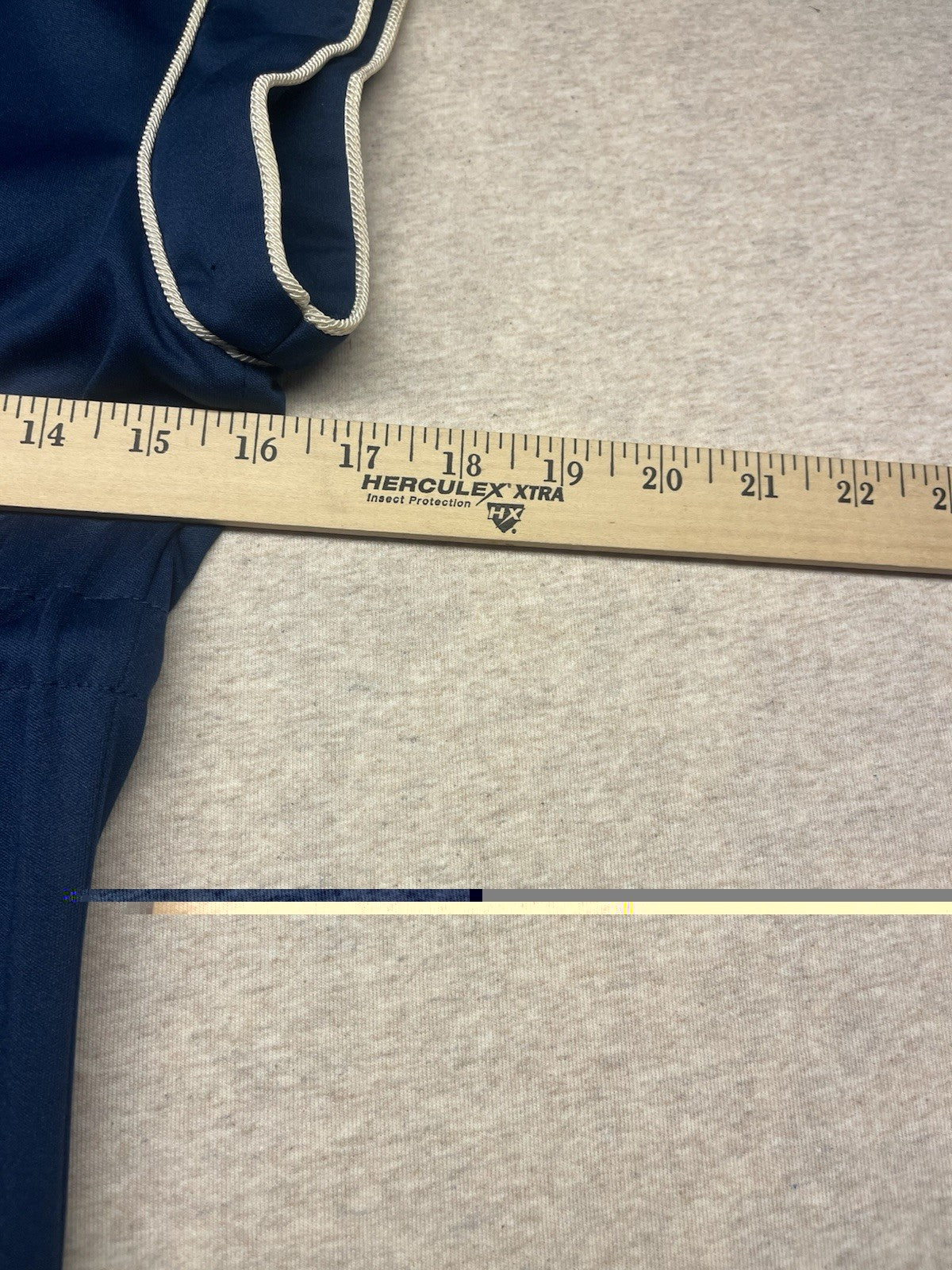 1980s Women’s Blue Knit Robe