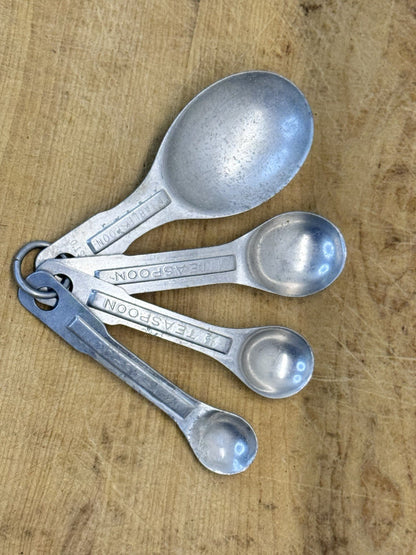 Vintage Measuring Spoon Set #S-1671