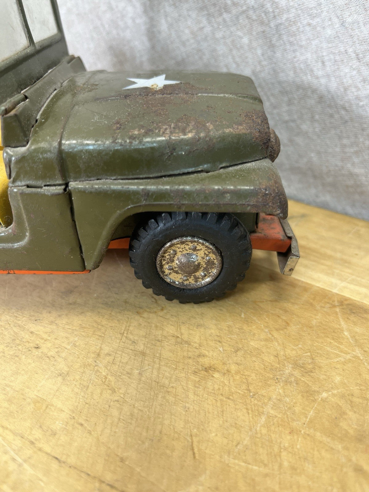 Vintage Tin Friction Jeep W/ Toy Working Spring Howitzer Gun