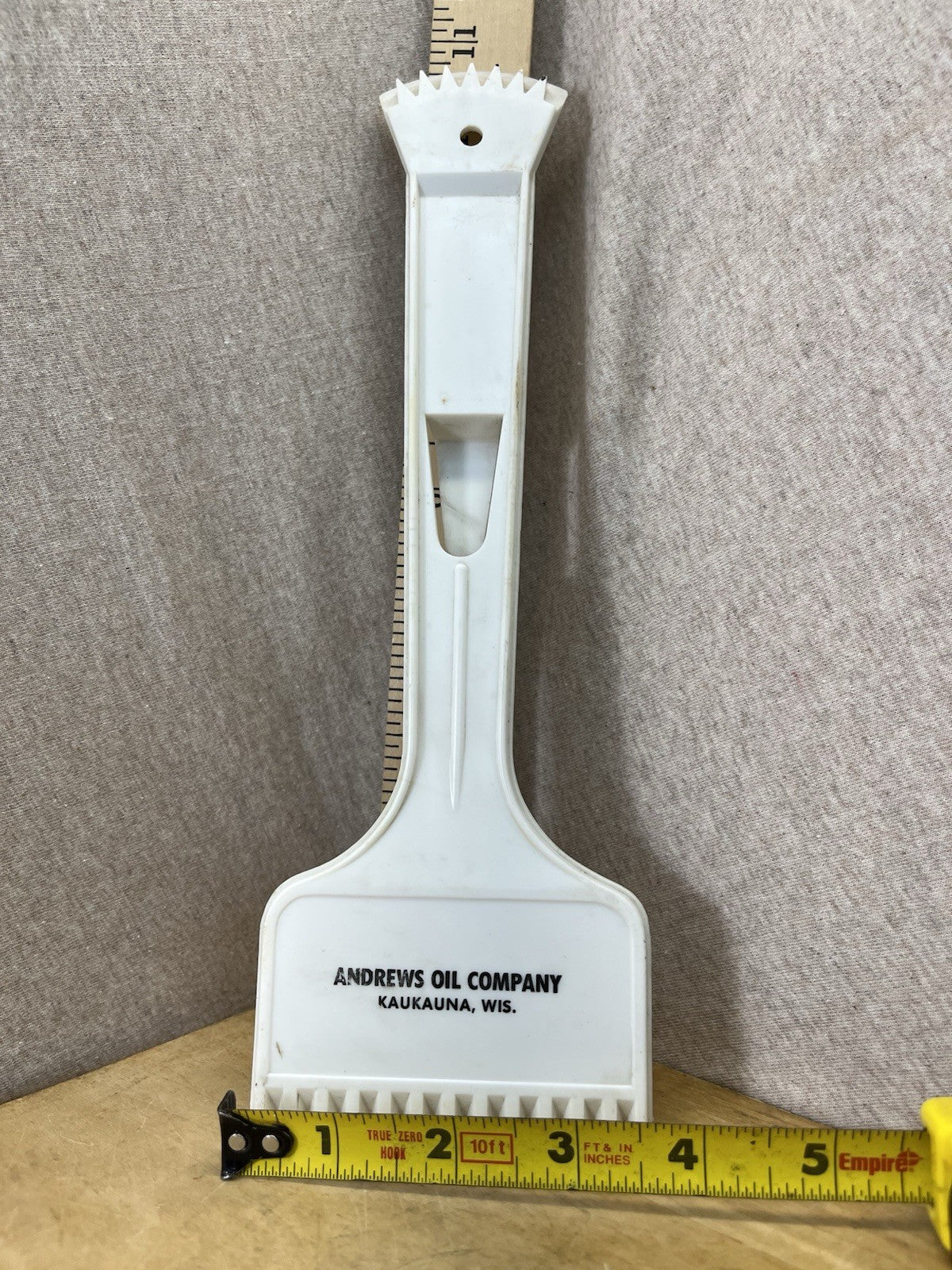 Kaukauna Andrews Oil Company Ice Scraper Vintage 