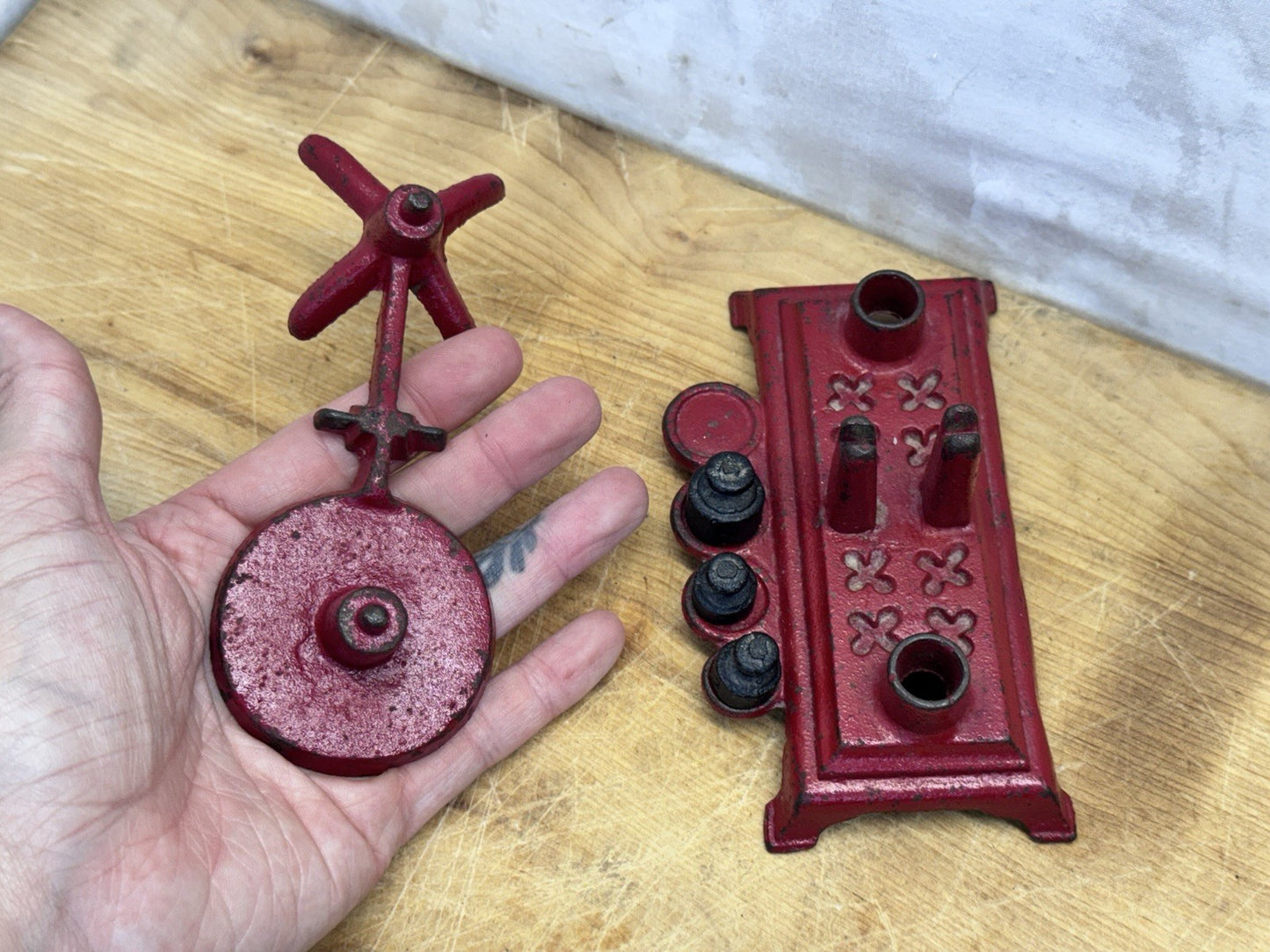 Salesman Sample Scale Antique #1435