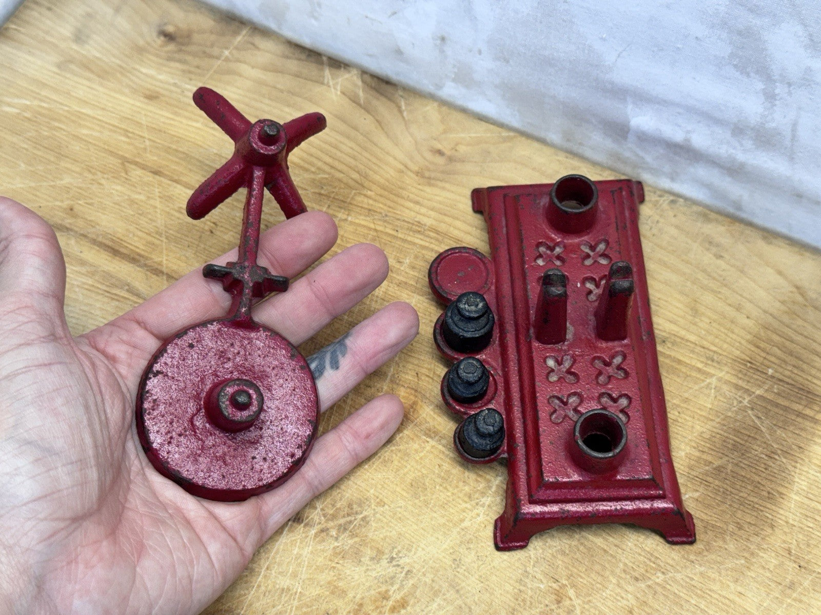 Salesman Sample Scale Antique #1435