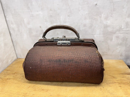 Vintage Purse #1093