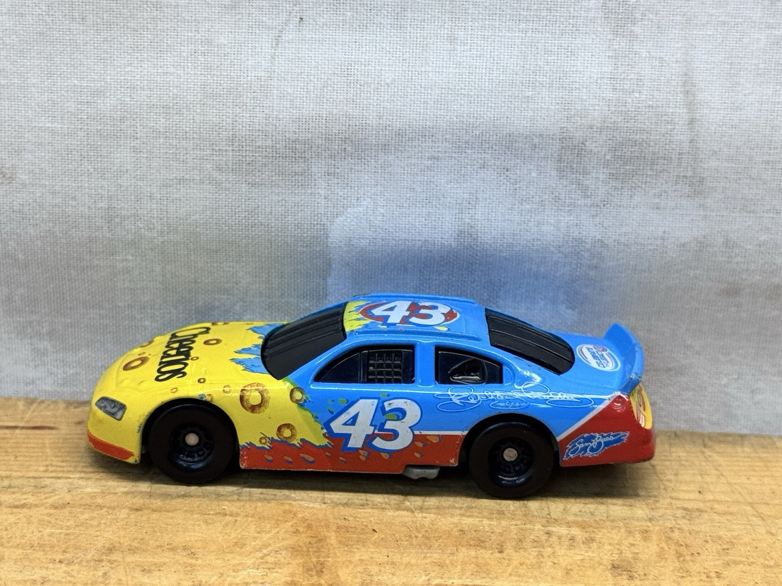 2006 Racing Champions Cheerios Cereal Race Car Nascar #43 #1352 ...