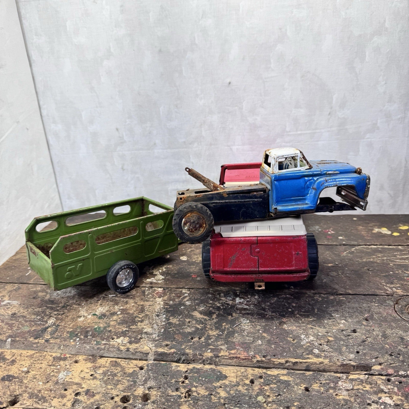 Junkyard Metal Vehicles Vintage Parts Jeep Truck Trailer