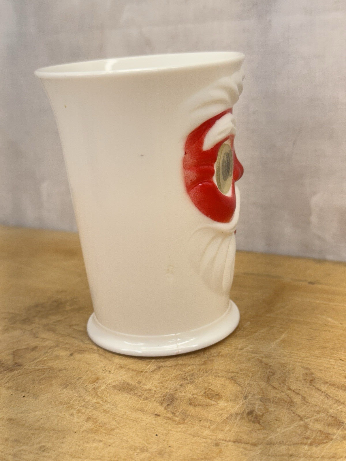 Holograph Eyes Santa Cup Vintage  #1099