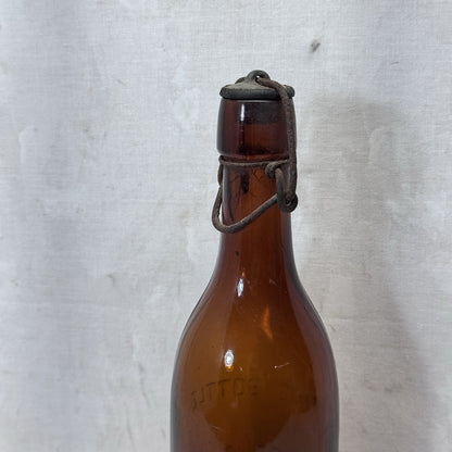 E.L Husting Milwaukee Wisconsin Brown Glass Metal Wire Top Beer Bottle Vintage
