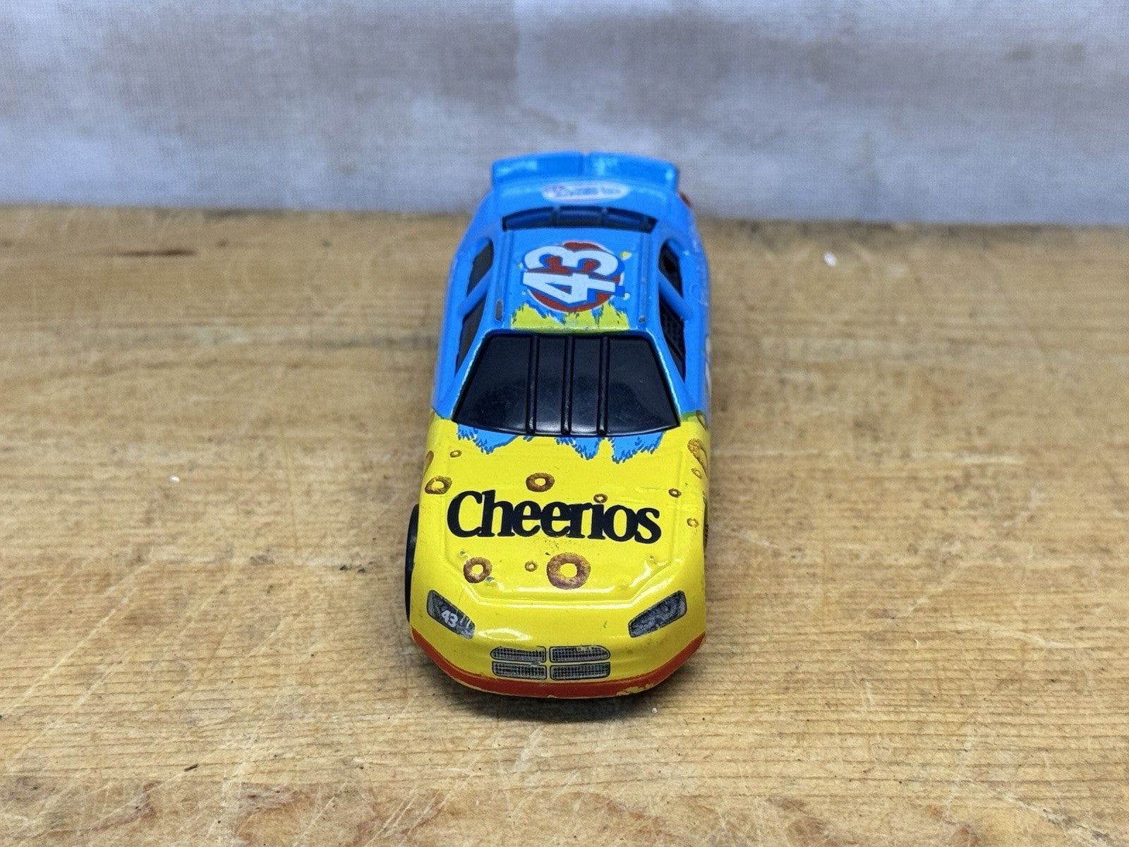2006 Racing Champions Cheerios Cereal Race Car Nascar #43 #1352