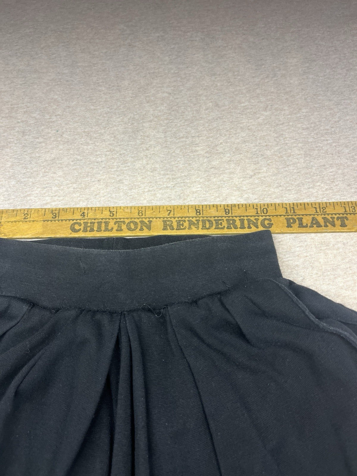 1980s Women’s Black Knit Stirrup Pants