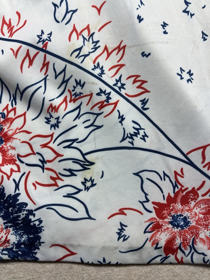 1970s, 80s Women’s White Flowered Knit S Sleeve Shirt 