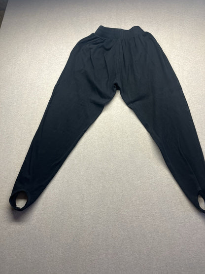 1980s Women’s Black Knit Stirrup Pants