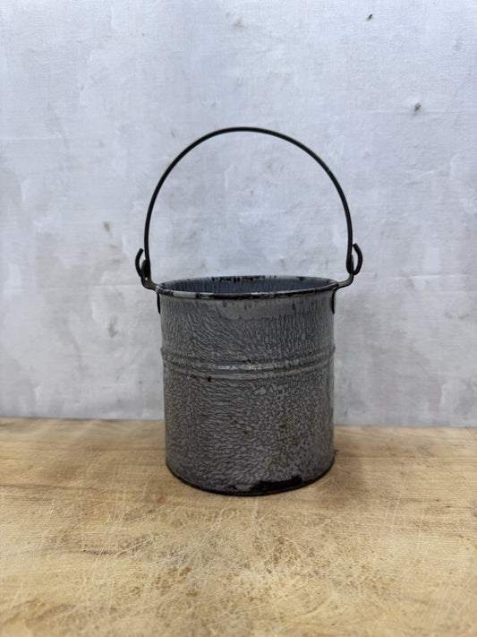 Enamel Gray Splatter Small Berry Bucket #S-1534