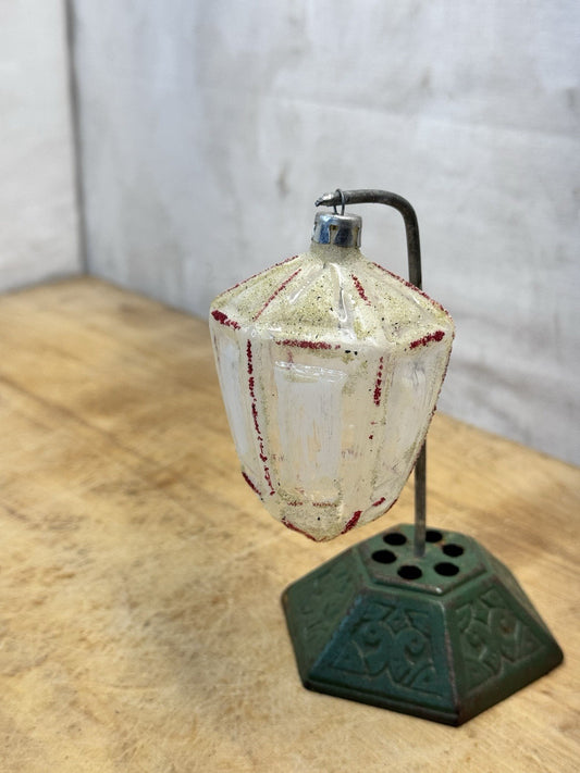 Antique Ornament #1505