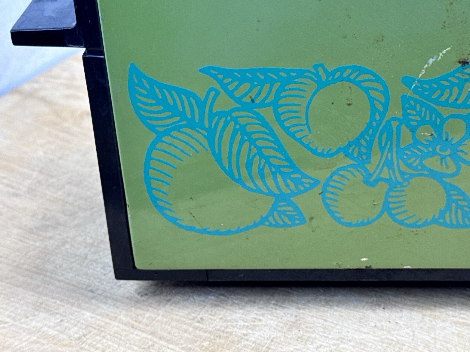 Vintage Green And Black Toaster Display Only #1145