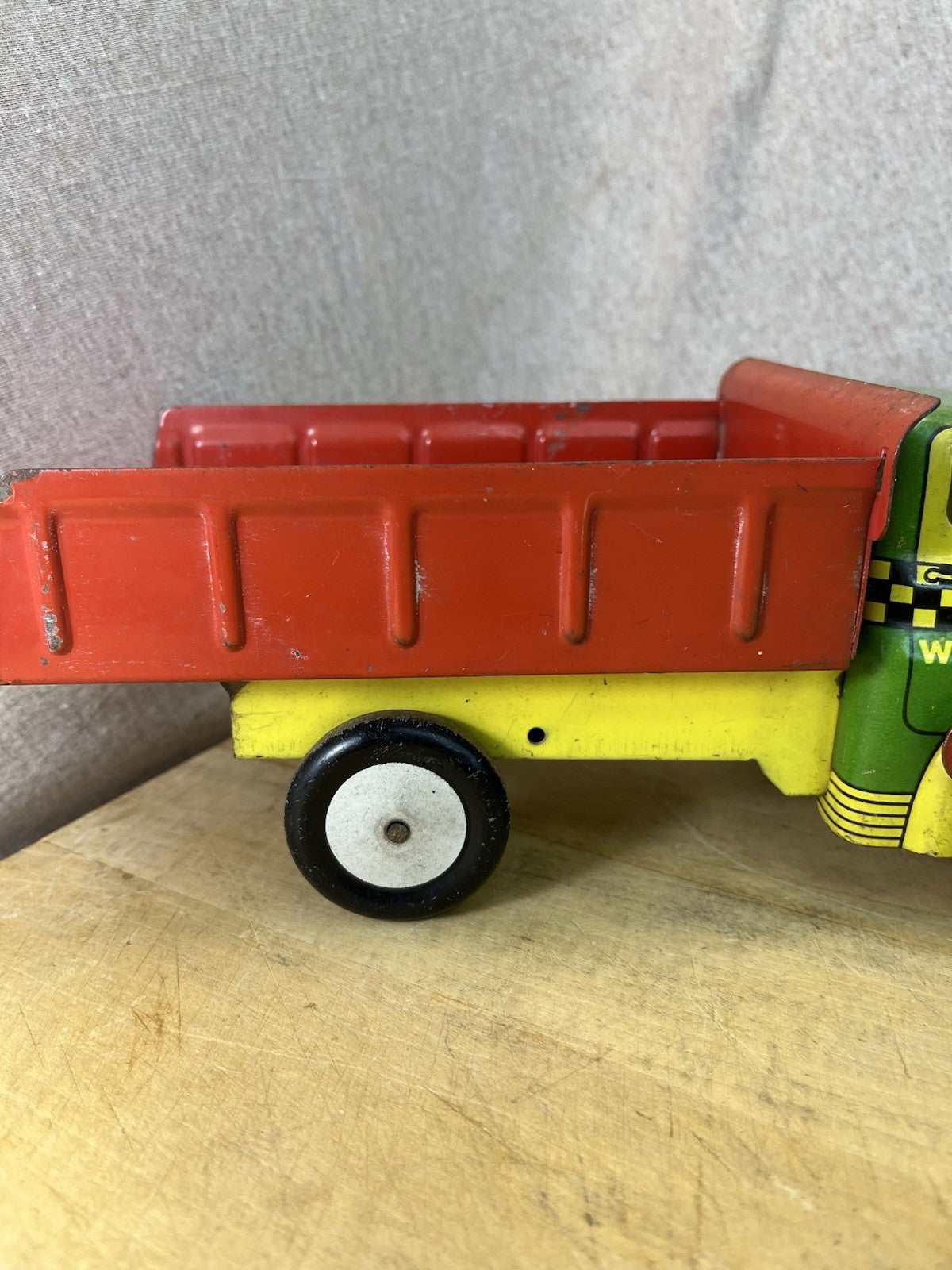 Wyandotte Tin Litho Toy Dump Truck W/ Plow