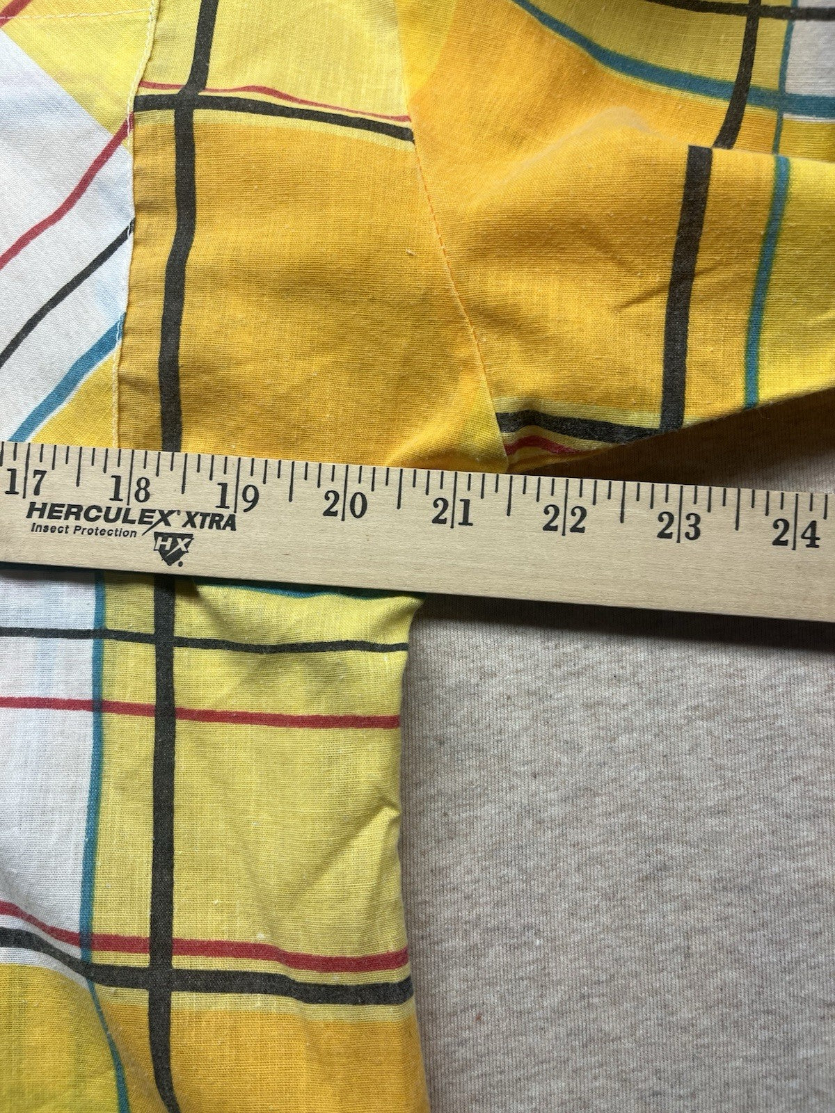1960s Women’s Yellow Plaid Padded Shoulders Cotton Shirt