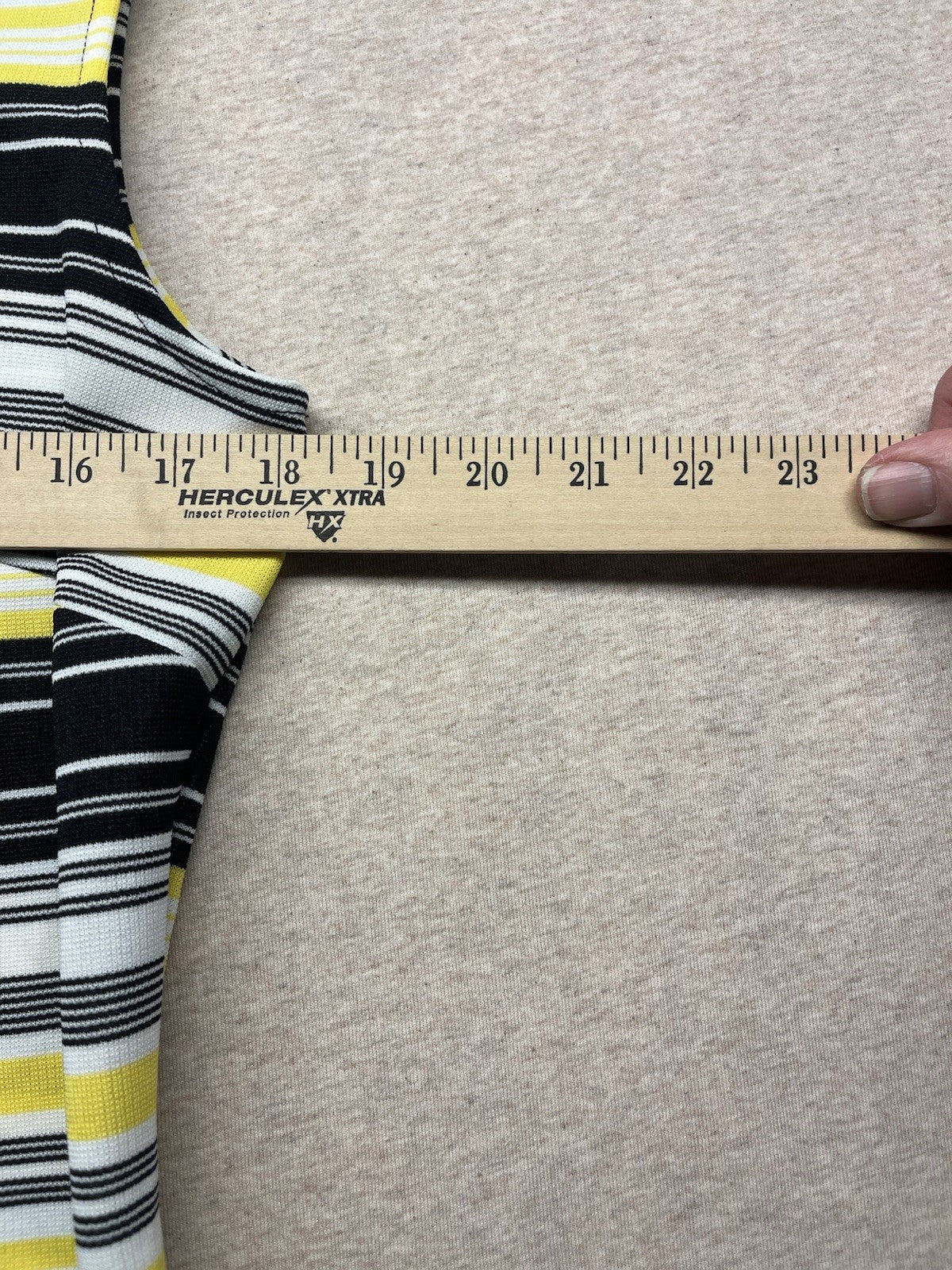 1960s Women’s Knit Striped V-Neck Sleeveless Shirt