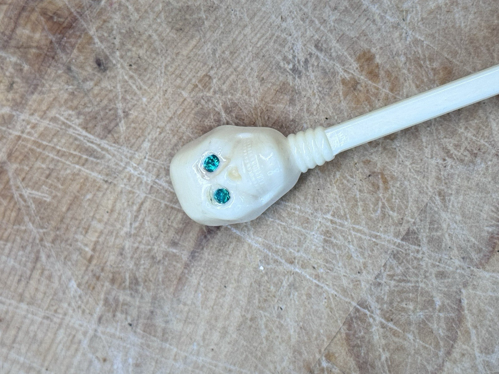 Halloween 1950s Skeleton Skull Swizzle Stir Sticks #1483