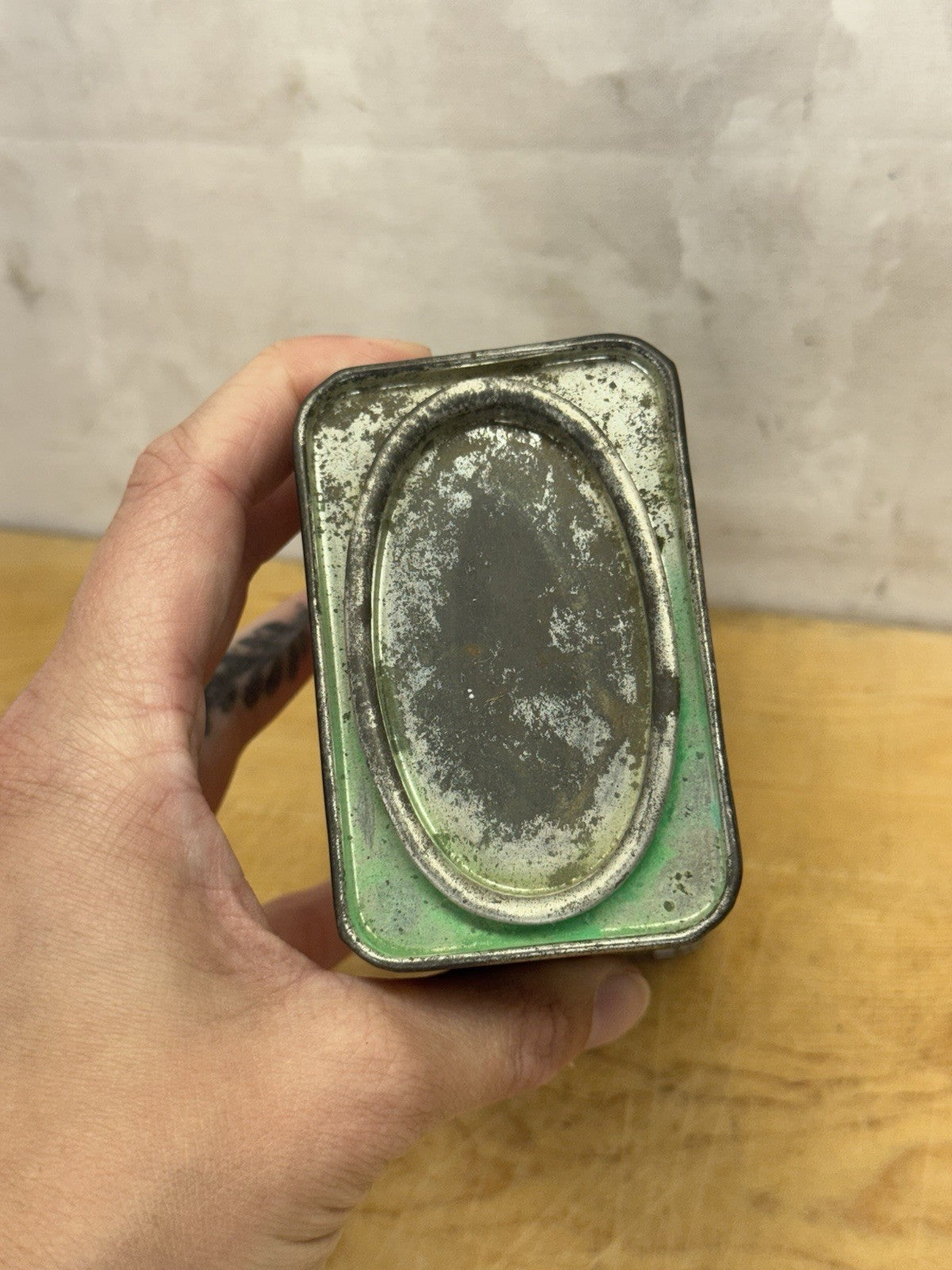 Acme Paris Green Empty  Tin #1221