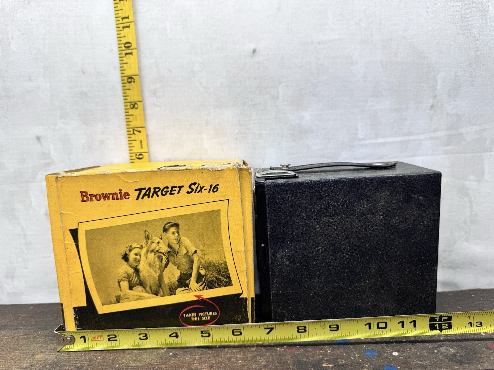 Brownie Target Six-16 Camera With Box Vintage #1176