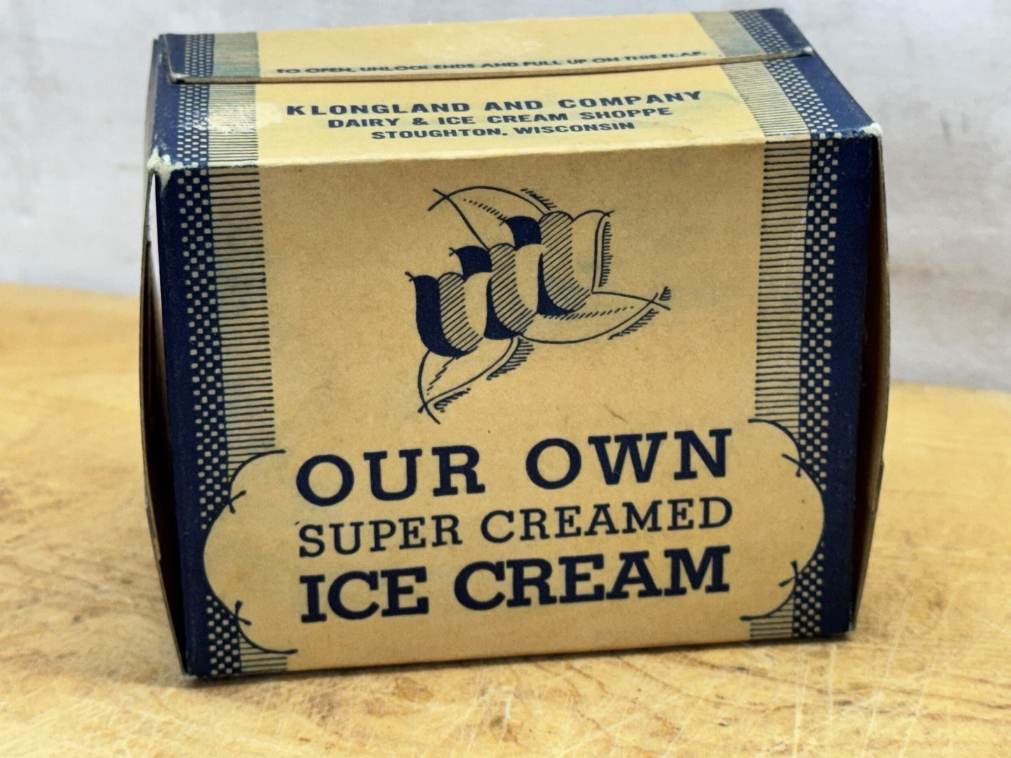 Klongland And Company Stoughton Wisconsin Ice Cream Container Vtg #1287
