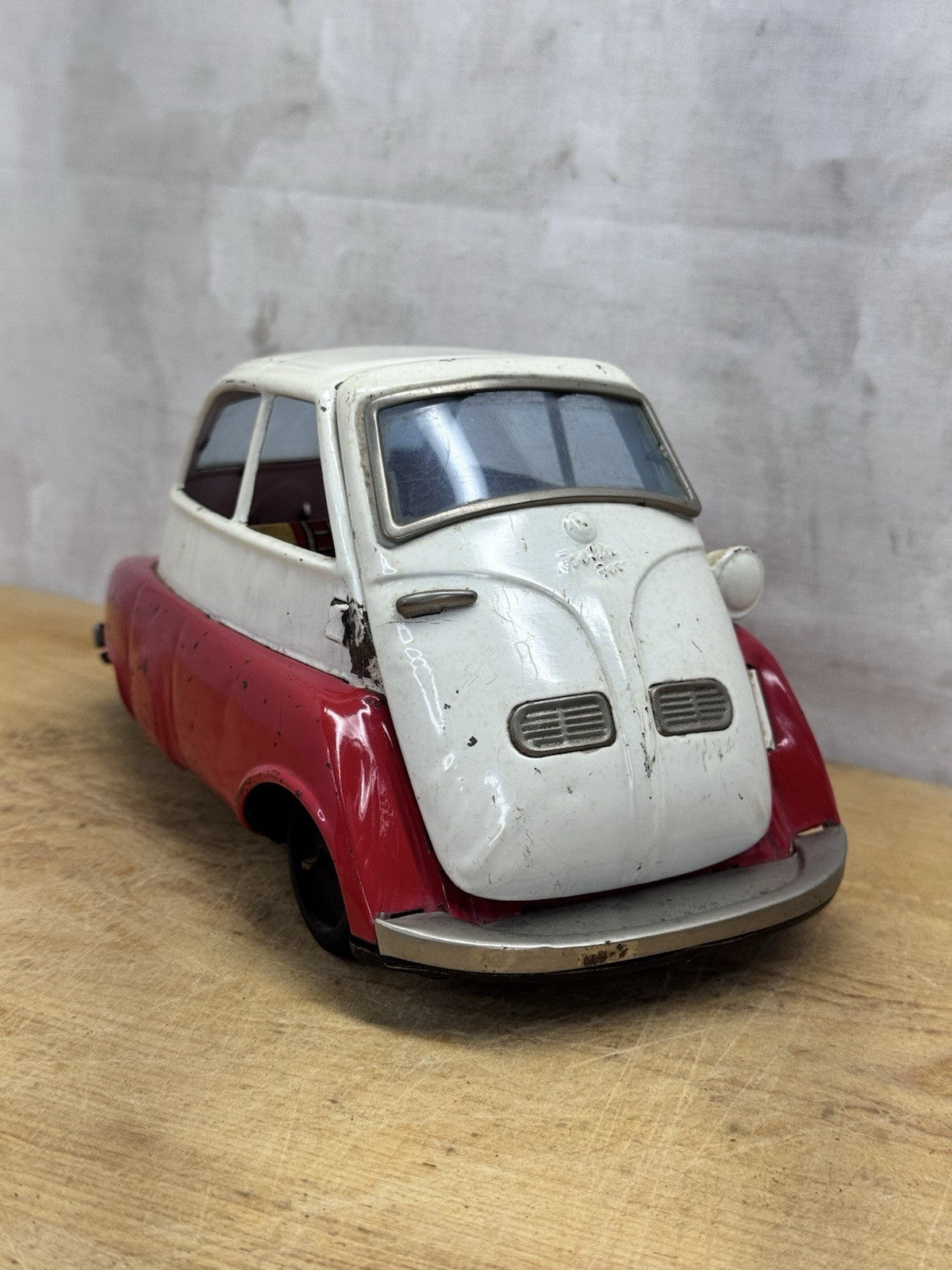 Vintage Bandai BMW Isetta Tin Friction Car Red & White Missing Mirror #1130