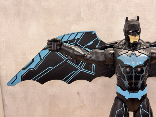 DC Comics Batman Bat-Tech 12-inch Deluxe Action Figure w/Expanding Wings #1370