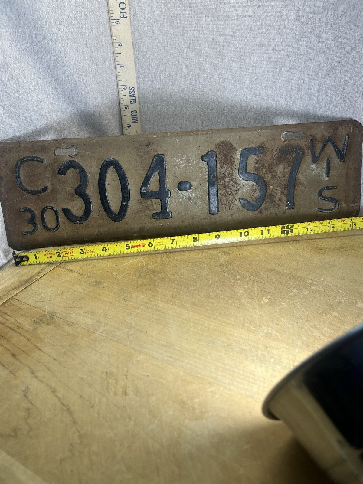 1930 Wisconsin License Plate 304-157
