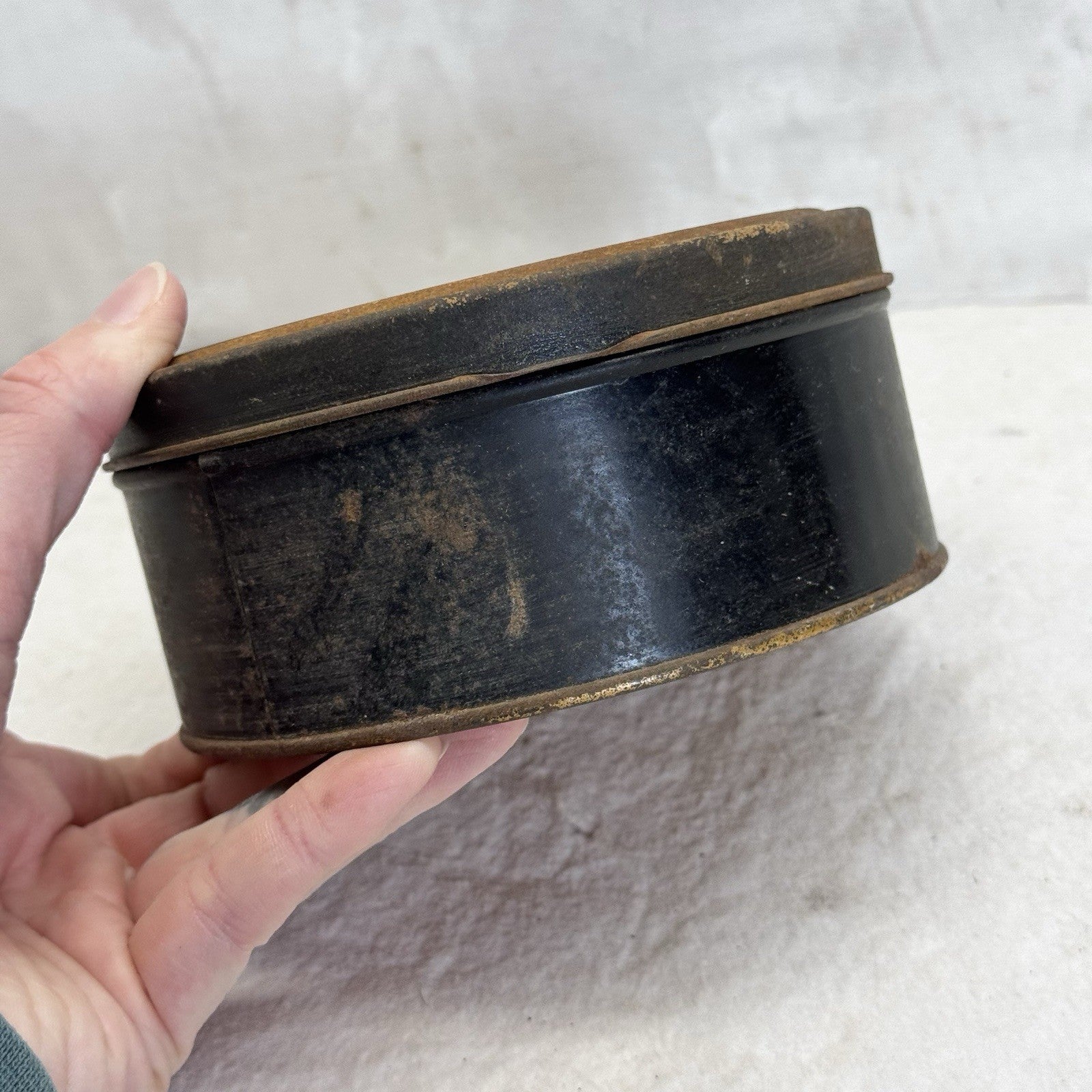 Vintage Graphic Metal Round Beautee Tin Rustic